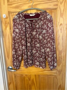 LC Lauren Conrad Burgundy Floral Tie-Neck Blouse